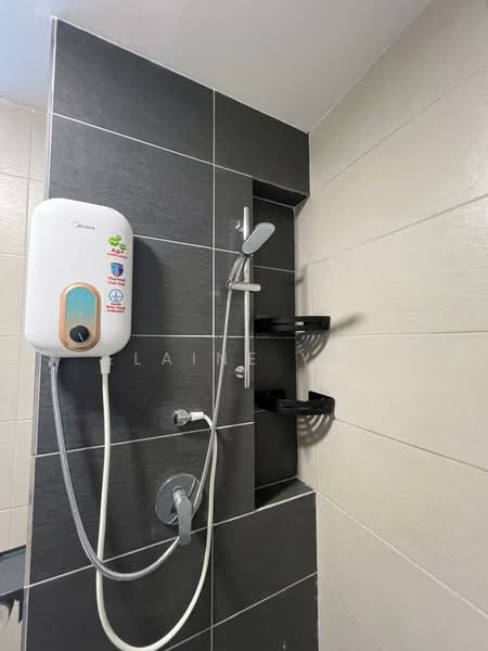 Servis Apartment untuk Disewa di MIRAI Residences - Elaine Yap - Bathroom - PropertyGuru.com.my