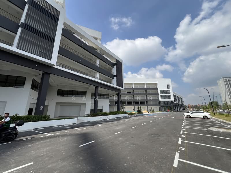 Kedai untuk Disewa di Eco Ardence (Setia Alam) - Sam Hong - Exterior - PropertyGuru.com.my
