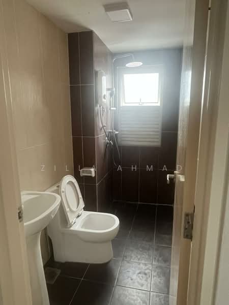 Condominium for Rent at Aspire Residence - Zilla Ahmad - Bathroom - PropertyGuru.com.my