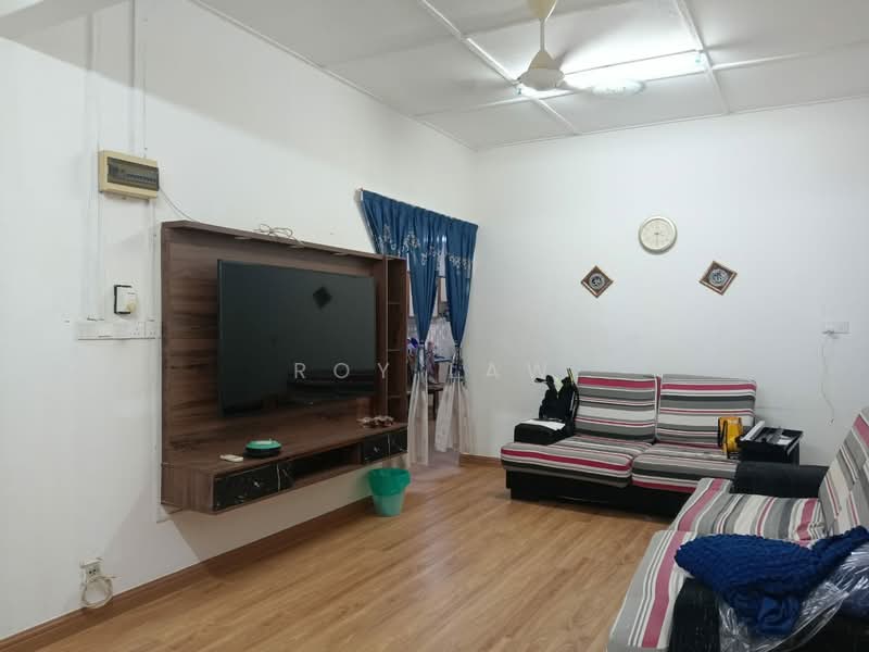 Rumah Berkembar untuk Disewa di Seremban (Negeri Sembilan) - Roy Law - Living Room - PropertyGuru.com.my