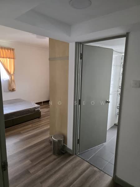 Kondominium untuk Dijual di Mont Kiara Pines - Wing Seow - Bedroom - PropertyGuru.com.my