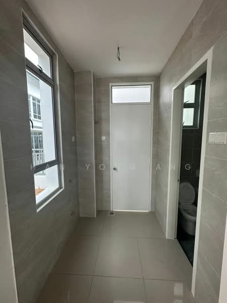 Cluster House for Sale in Johor Bahru (Johor) - Han Yong Ang - Corridor - PropertyGuru.com.my