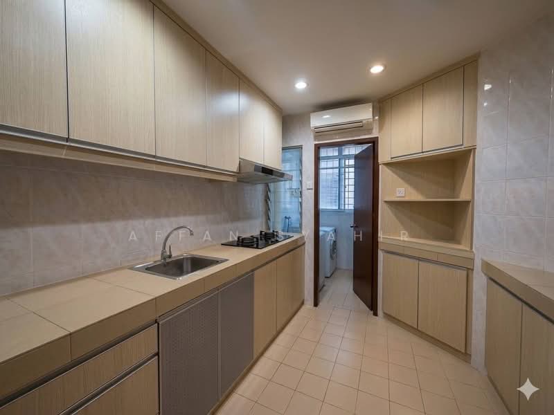 Kondominium untuk Dijual di Oakleaf Park - Affan Syahir - Kitchen - PropertyGuru.com.my