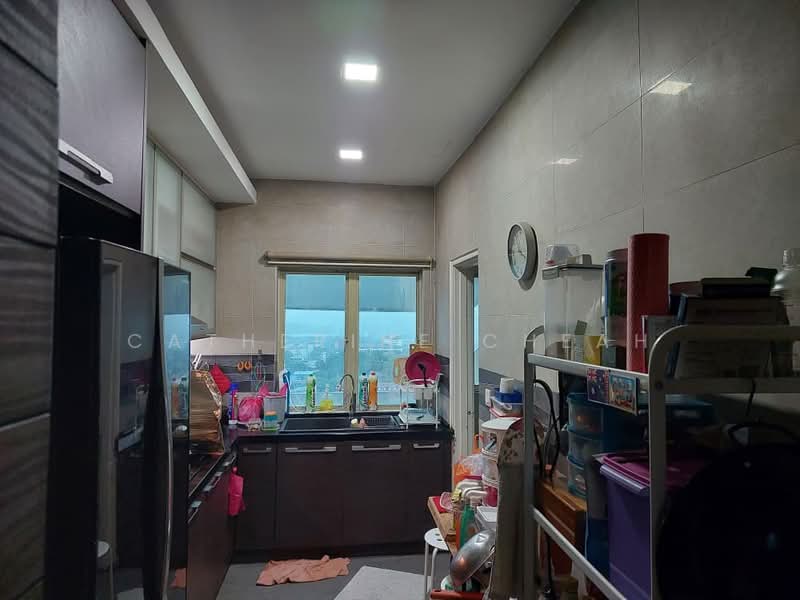 Service Residence for Sale at East Lake Residence - Catherine Cheah - Kitchen - PropertyGuru.com.my