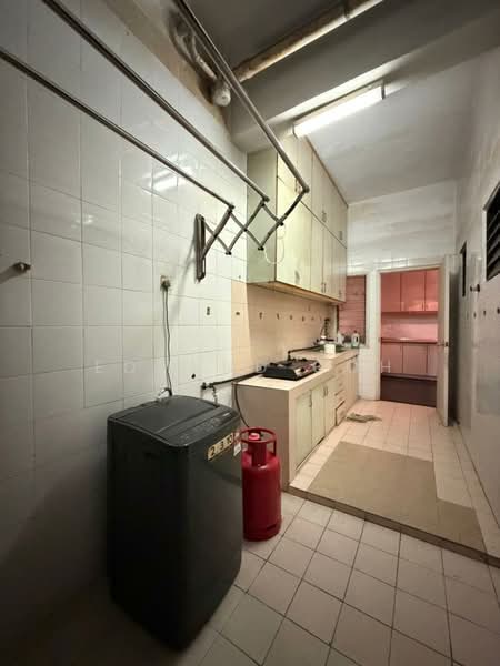Kondominium untuk Disewa di Putra Indah Condominium - Edmund Goh - Kitchen - PropertyGuru.com.my