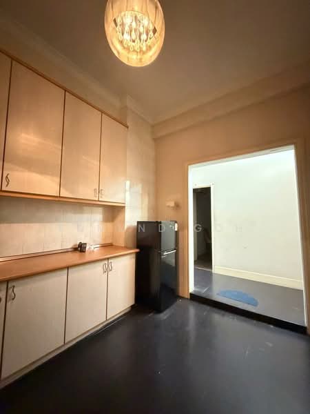Kondominium untuk Disewa di Putra Indah Condominium - Edmund Goh - Kitchen - PropertyGuru.com.my