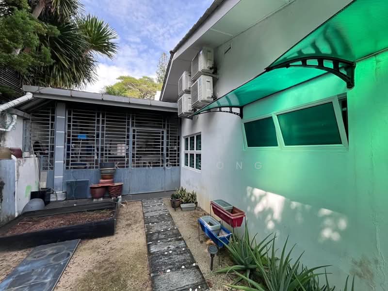 Rumah Berkembar untuk Dijual di Ujong Pasir (Melaka) - King Song - PropertyGuru.com.my