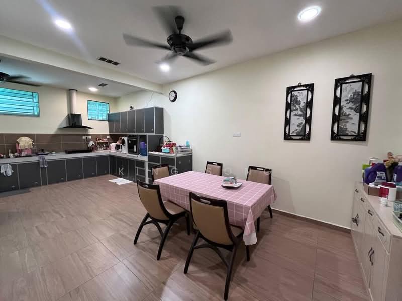 Rumah Berkembar untuk Dijual di Ujong Pasir (Melaka) - King Song - PropertyGuru.com.my