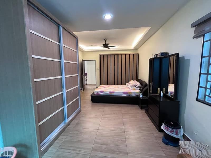 Rumah Berkembar untuk Dijual di Ujong Pasir (Melaka) - King Song - PropertyGuru.com.my