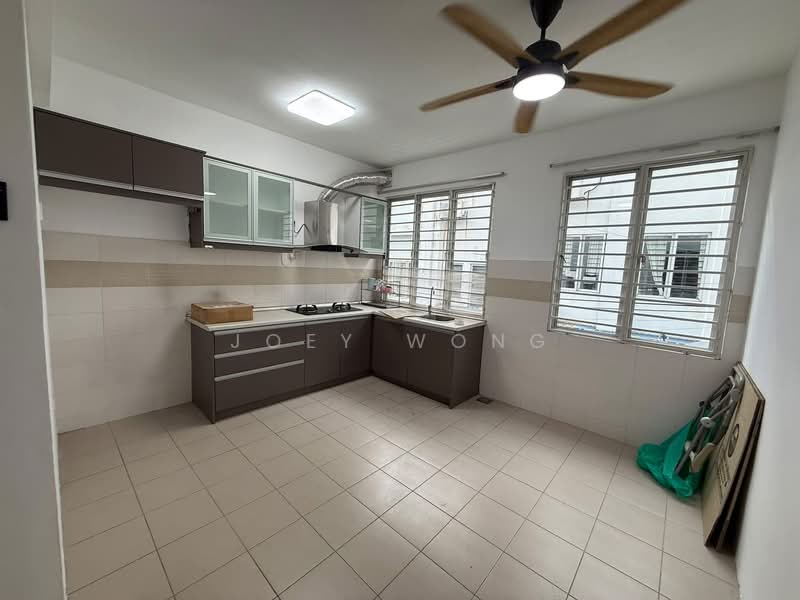 Rumah Bandar untuk Disewa di Petaling Jaya (Selangor) - Joey Wong - Kitchen - PropertyGuru.com.my