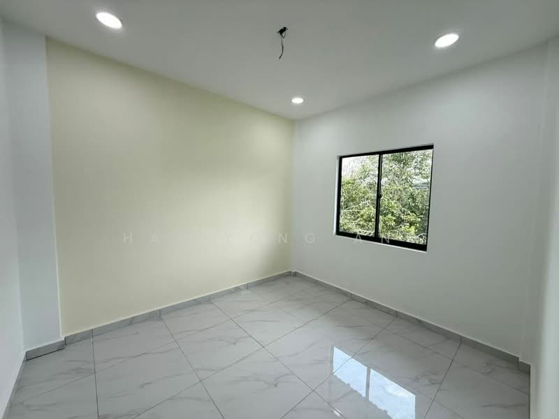 Flat for Sale at Pangsapuri Nuri - Han Yong Ang - Interior - PropertyGuru.com.my