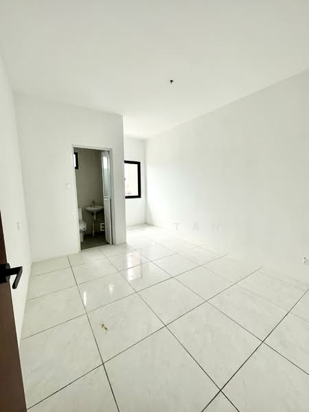 Semi-Detached House for Sale in Kuching (Sarawak) - Jeno Tan - Bathroom - PropertyGuru.com.my