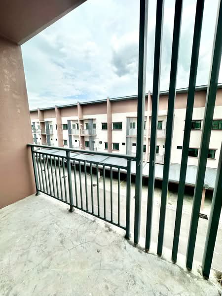 Semi-Detached House for Sale in Kuching (Sarawak) - Jeno Tan - Balcony - PropertyGuru.com.my