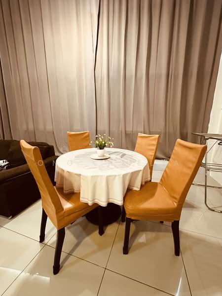 Service Residence for Sale at Colonial @ Empire City - Ong Camelia - Dining Room - PropertyGuru.com.my