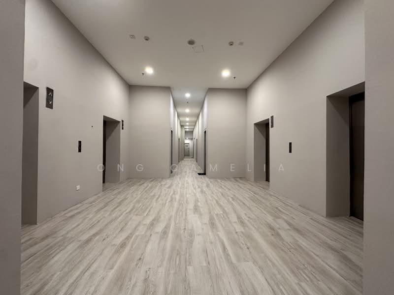Service Residence for Sale at Colonial @ Empire City - Ong Camelia - Corridor - PropertyGuru.com.my