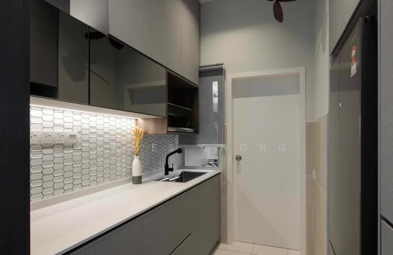 Service Residence for Sale at Starz Valley - James Chong - Kitchen - PropertyGuru.com.my