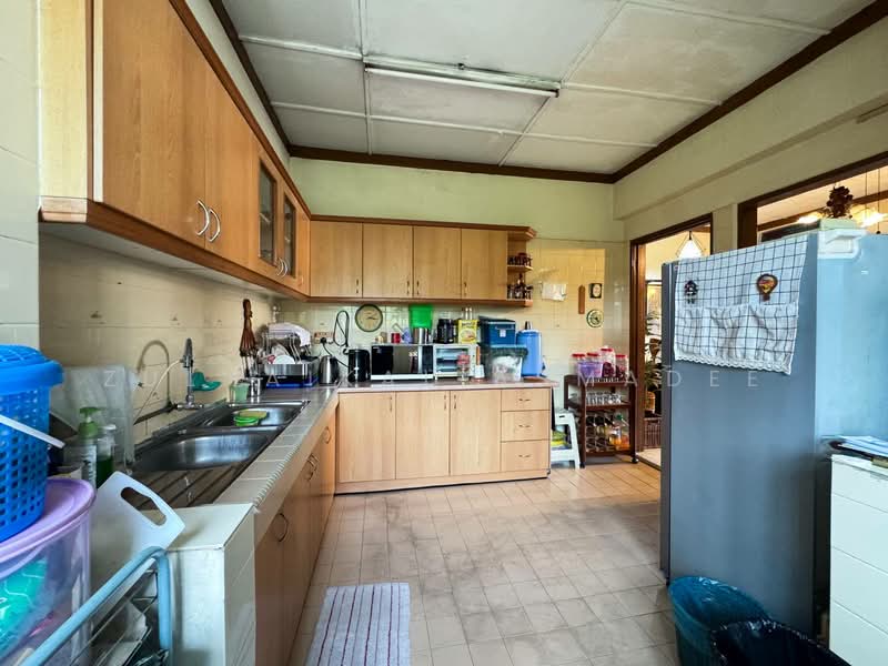 Pangsapuri untuk Dijual di 1C Pinang - Zulhaikal Asmadee - Kitchen - PropertyGuru.com.my