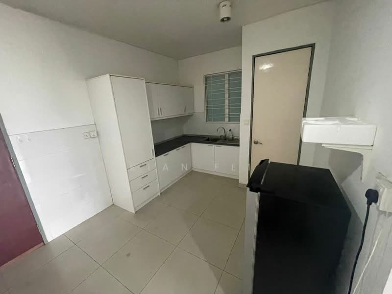 Service Residence for Rent at Ritze Perdana 2 - Kian Fei - Kitchen - PropertyGuru.com.my
