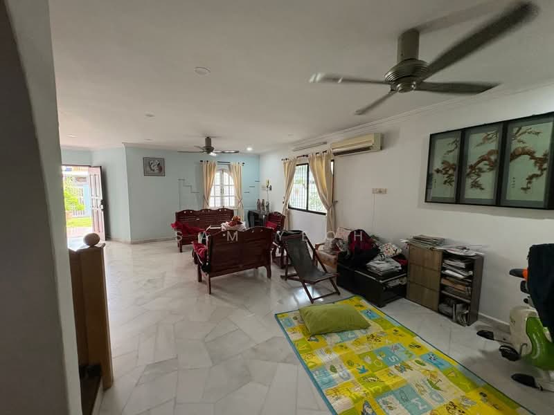 Semi-Detached House for Sale in Kampung Sungai Nibong (Bayan Lepas) - Sam Yeoh - Living Room - PropertyGuru.com.my