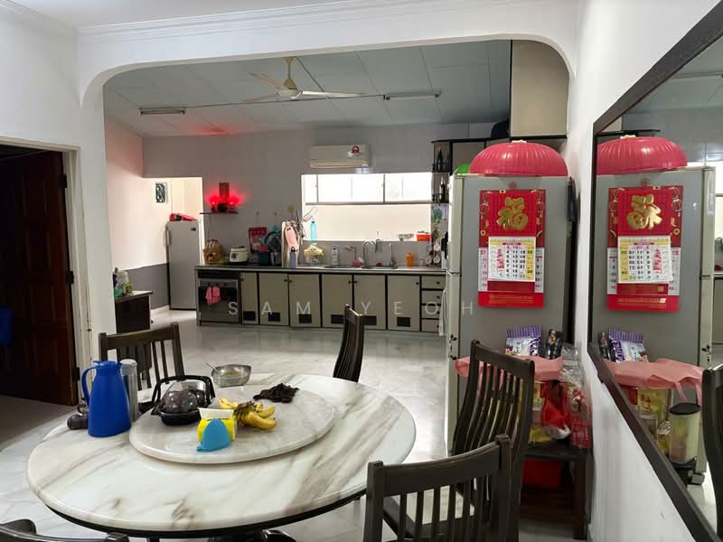 Semi-Detached House for Sale in Kampung Sungai Nibong (Bayan Lepas) - Sam Yeoh - Kitchen - PropertyGuru.com.my
