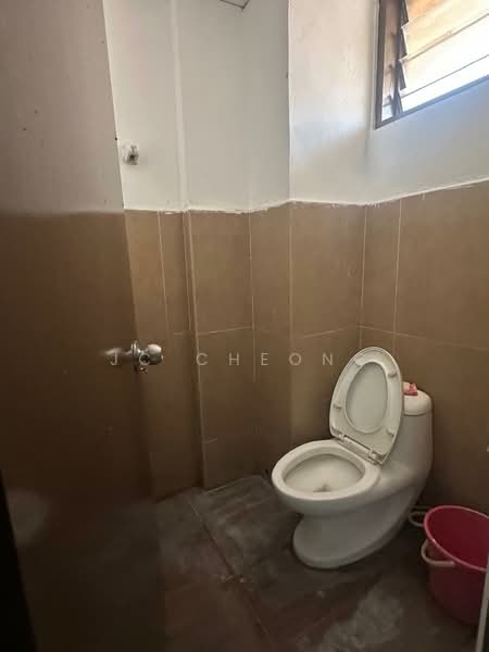 Pejabat untuk Disewa di Kepong Baru (Kepong) - JC Cheong - Bathroom - PropertyGuru.com.my