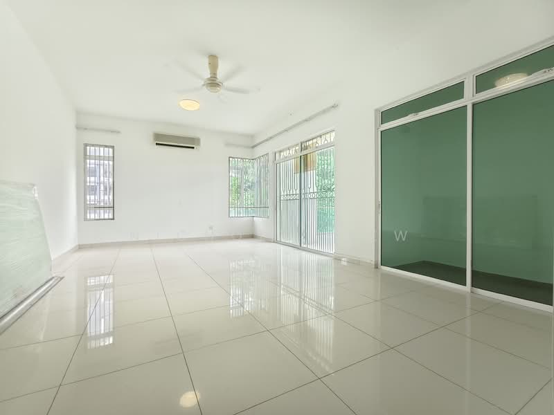 Semi-Detached House for Sale in Taman Anggerik Villa (Kajang) - Nichole Liew - PropertyGuru.com.my
