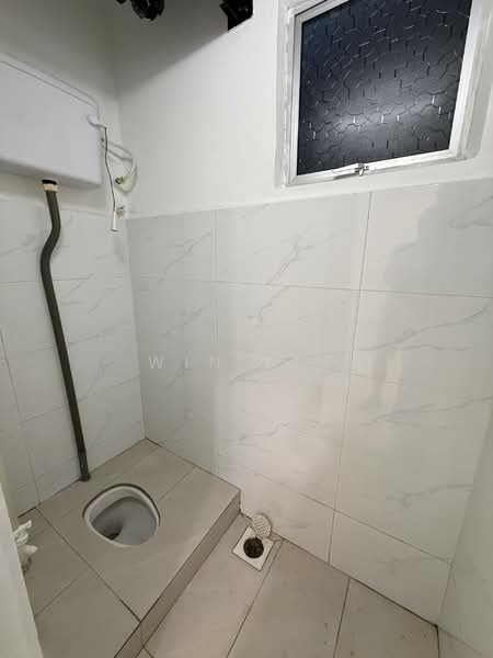 Flat for Sale at Flat Tasek 64 - Win Lim - Bathroom - PropertyGuru.com.my