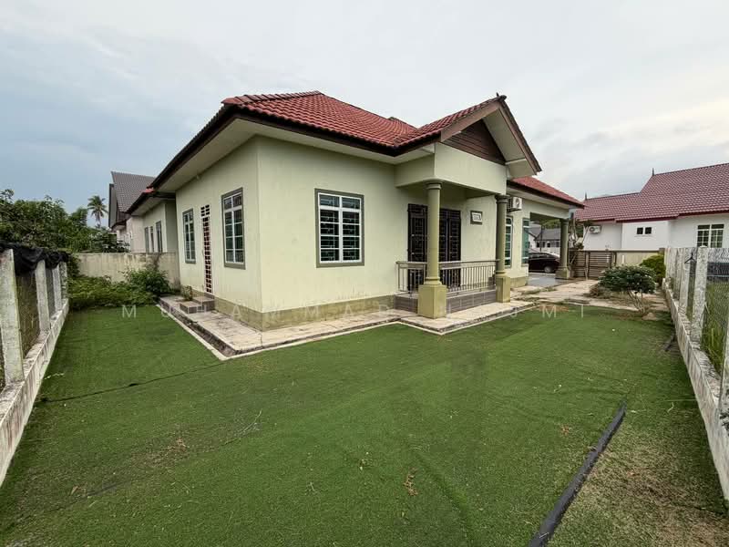 Rumah Berkembar untuk Dijual di Kampung Nyior (Kuala Paka) - Muhammad Najmi - Exterior - PropertyGuru.com.my