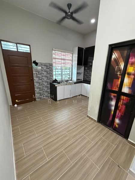Rumah Berkembar untuk Dijual di Kampung Nyior (Kuala Paka) - Muhammad Najmi - Kitchen - PropertyGuru.com.my