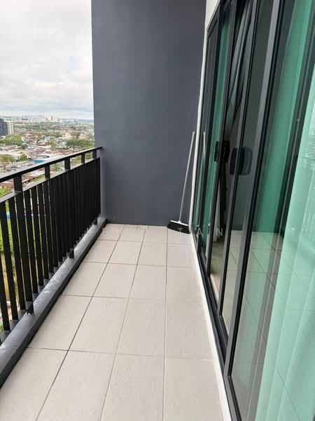 Servis Apartment untuk Dijual di Upton - Jeno Tan - Balcony - PropertyGuru.com.my