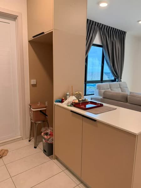 Servis Apartment untuk Dijual di Upton - Jeno Tan - Living Room - PropertyGuru.com.my