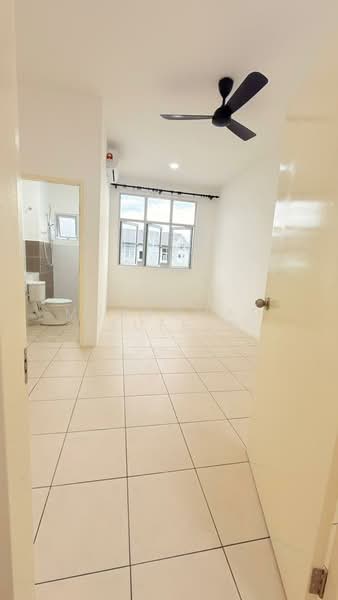 Rumah Teres 2 Tingkat untuk Disewa di Iringan Bayu (Seremban) - Muhammad Taufeeq - Interior - PropertyGuru.com.my