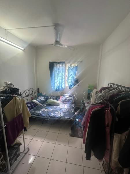 Apartment for Rent at Tropika Apartment - Yogesvaran Poovan - Bedroom - PropertyGuru.com.my