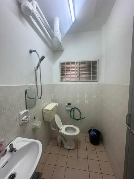 Apartment for Rent at Tropika Apartment - Yogesvaran Poovan - Bathroom - PropertyGuru.com.my