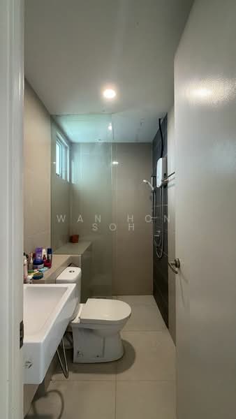 Servis Apartment untuk Disewa di Desa Green - Wan Hon Soh - Bathroom - PropertyGuru.com.my