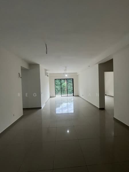 Service Residence for Sale at D'Clover Residences - Regene Phang - Living Room - PropertyGuru.com.my
