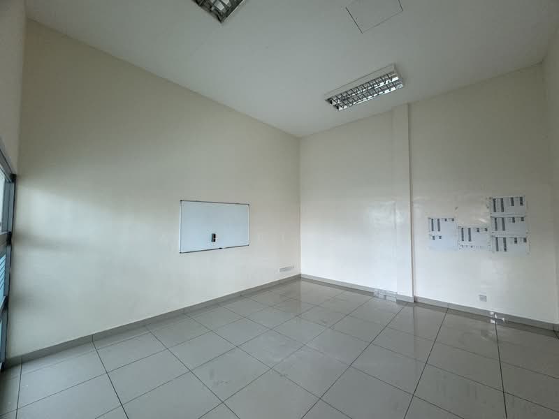 Gudang untuk Disewa di Rawang (Selangor) - Gabriel Chin - Interior - PropertyGuru.com.my