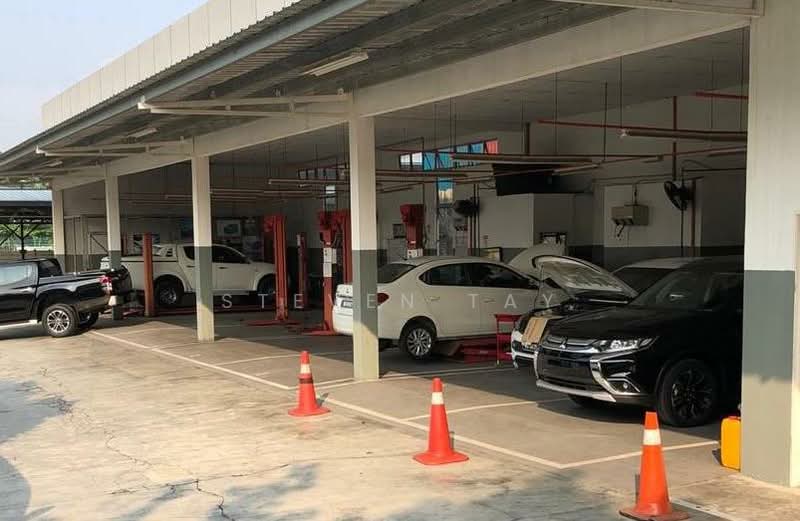 Banglo Komersial untuk Dijual di Ampang (Selangor) - Steven Tay - Car Park - PropertyGuru.com.my