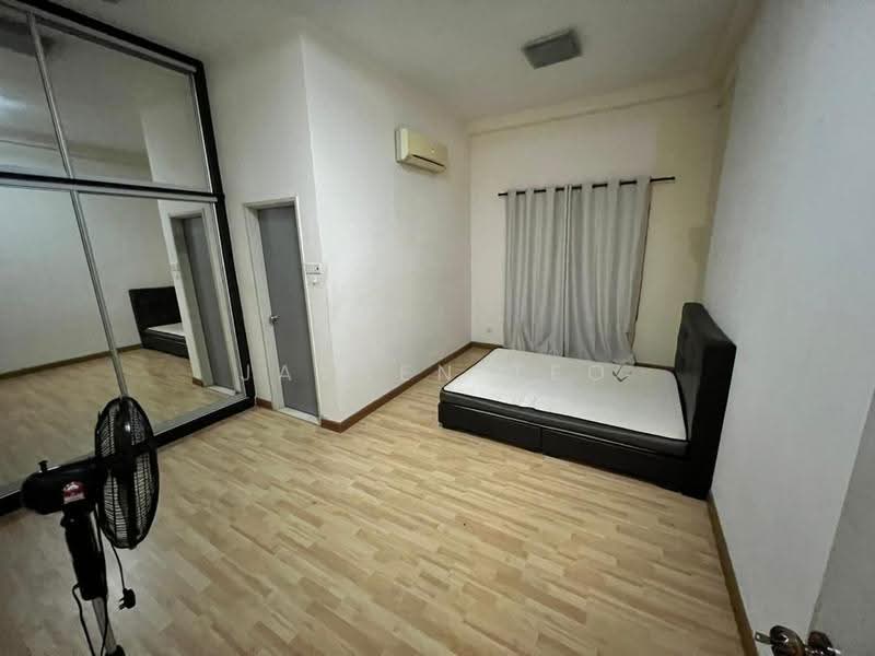 Kondominium untuk Disewa di Cova Suites - Jayden Teo - Bedroom - PropertyGuru.com.my