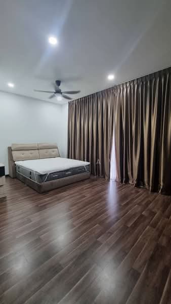 Rumah Teres 2-Tingkat untuk Dijual di Eco Forest (Semenyih) - CK Law - Bedroom - PropertyGuru.com.my