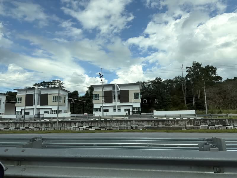 Warehouse for Rent in Kuching (Sarawak) - Alice Kon - PropertyGuru.com.my