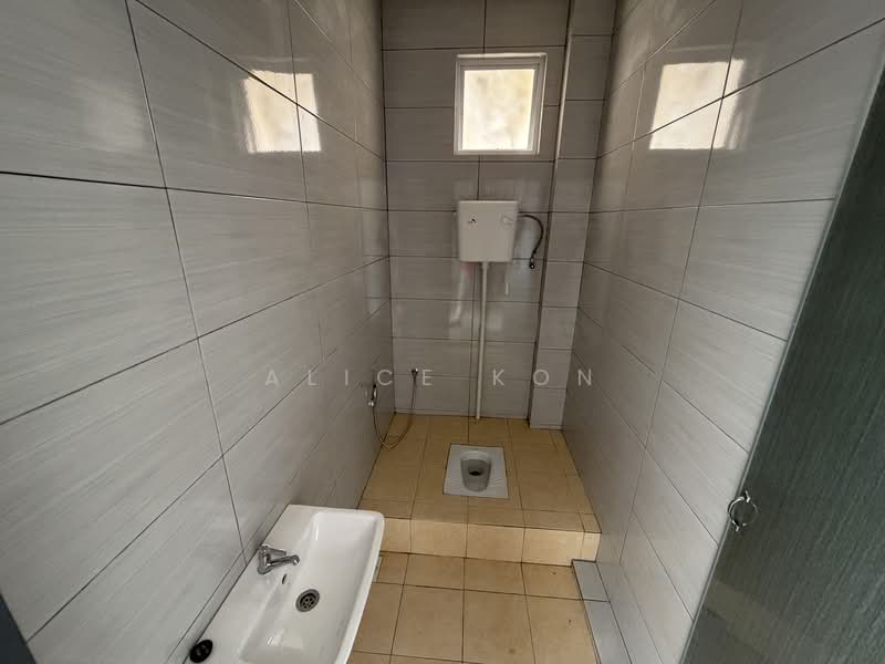 Warehouse for Rent in Kuching (Sarawak) - Alice Kon - PropertyGuru.com.my