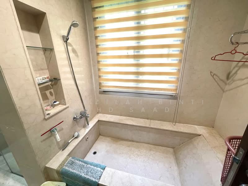 Bungalow for Sale in Seksyen U9 (Shah Alam) - Norfazilah Binti Mohd Saad - Bathroom - PropertyGuru.com.my
