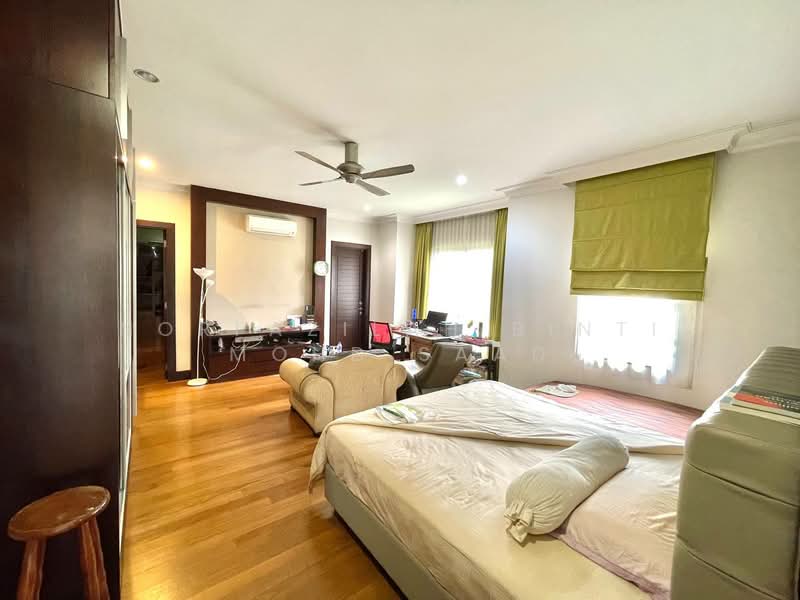 Bungalow for Sale in Seksyen U9 (Shah Alam) - Norfazilah Binti Mohd Saad - Bedroom - PropertyGuru.com.my