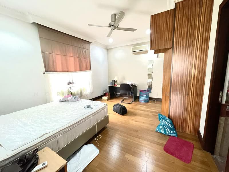 Bungalow for Sale in Seksyen U9 (Shah Alam) - Norfazilah Binti Mohd Saad - Bedroom - PropertyGuru.com.my