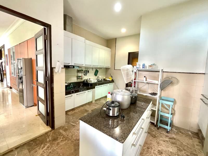 Bungalow for Sale in Seksyen U9 (Shah Alam) - Norfazilah Binti Mohd Saad - Kitchen - PropertyGuru.com.my