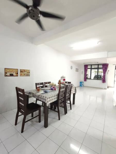 Rumah Teres 2 Tingkat untuk Dijual di Taman Daya (Johor Bahru) - Shereen Wong - Dining Room - PropertyGuru.com.my