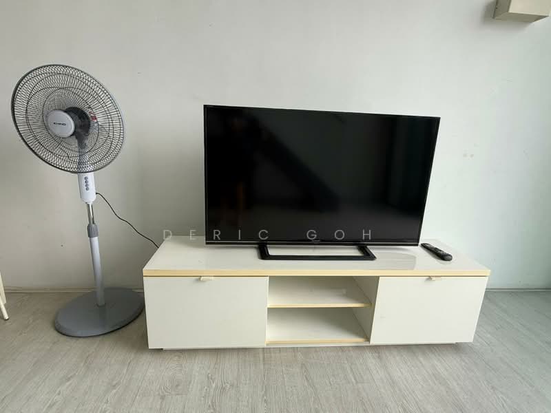 Servis Apartment untuk Disewa di The Square @ One City - Deric Goh - Living Room - PropertyGuru.com.my
