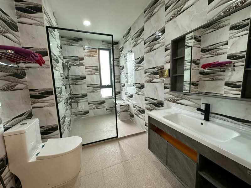 Rumah Teres untuk Dijual di Iskandar Puteri (Nusajaya) (Johor) - Max Keng - Bathroom - PropertyGuru.com.my