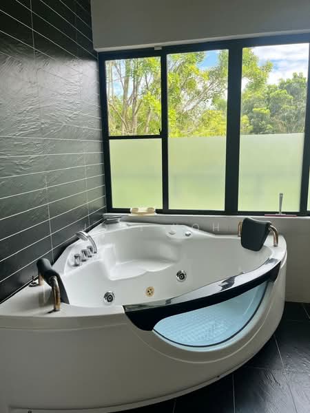 Bungalow for Rent in Shah Alam (Selangor) - Joey Koh - Bathroom - PropertyGuru.com.my